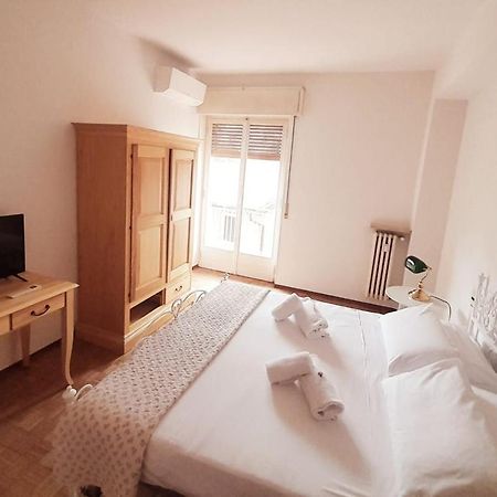 Pura Apartment Verona Esterno foto