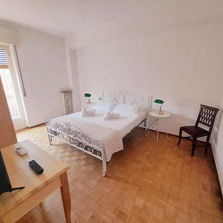 Pura Apartment Verona Esterno foto