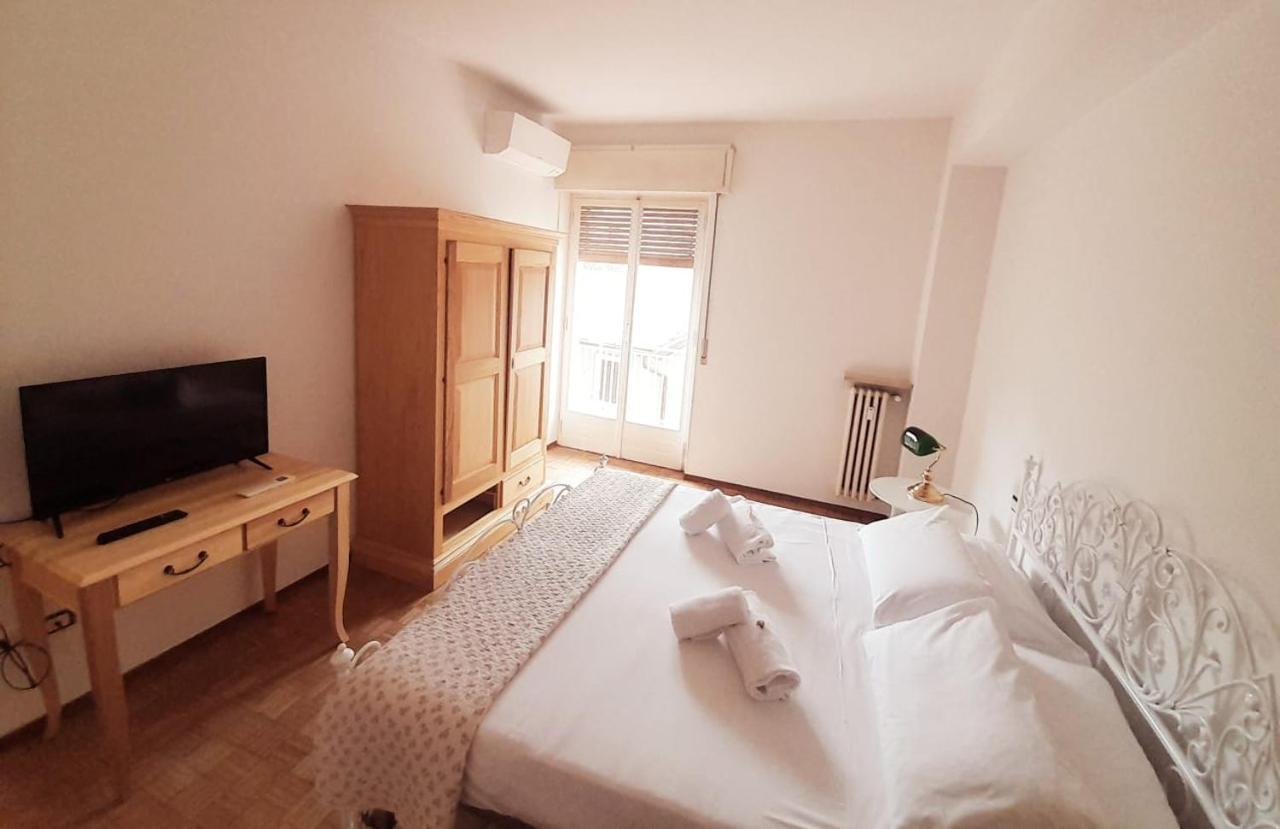 Pura Apartment Verona Esterno foto